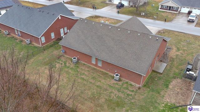 104 Bluegrass Drive, Hodgenville, KY 42748