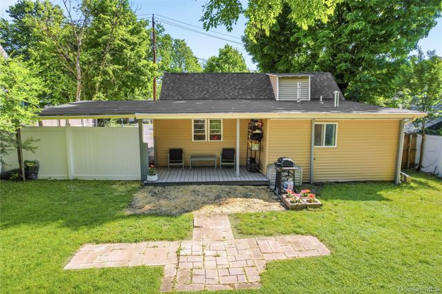 4 Hulse Street, Middletown, NY 10940