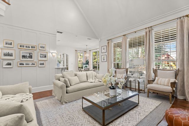 1975 Stonegate Valley, Tyler, TX 75703