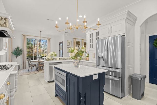 1975 Stonegate Valley, Tyler, TX 75703