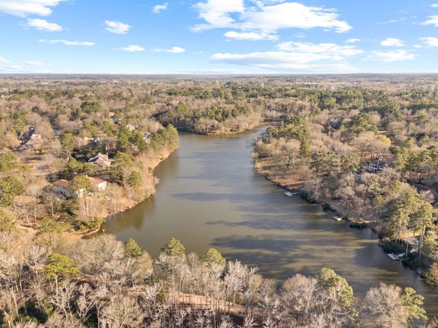 1975 Stonegate Valley, Tyler, TX 75703