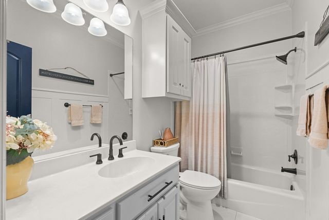 1975 Stonegate Valley, Tyler, TX 75703