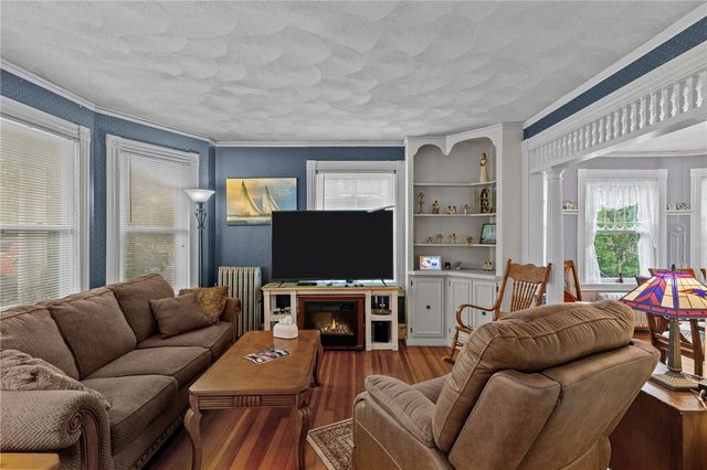 161 Ocean Avenue, Cranston, RI 02905