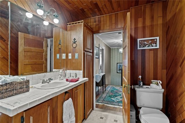 161 Ocean Avenue, Cranston, RI 02905