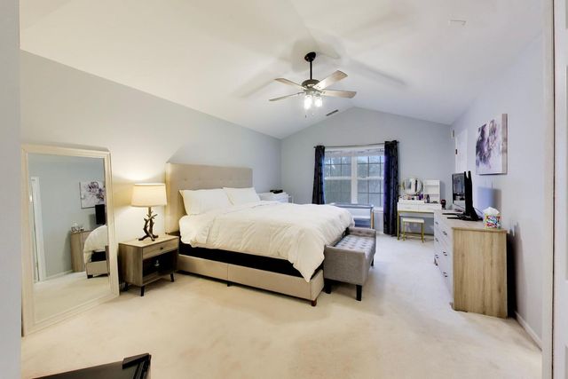 30603 Mccormick Lane 30603, Warrenville, IL 60555