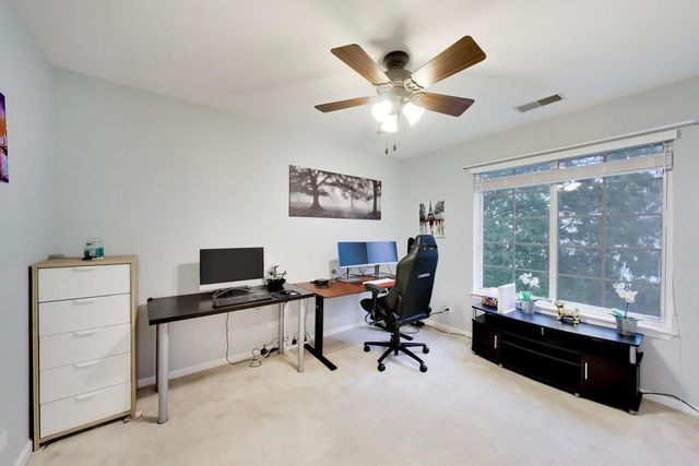 30603 Mccormick Lane 30603, Warrenville, IL 60555