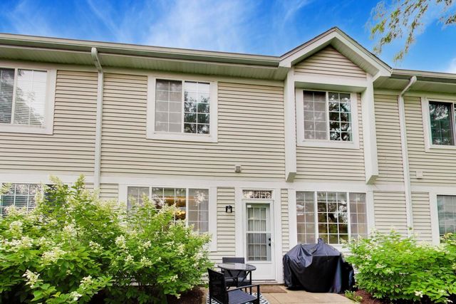 30603 Mccormick Lane 30603, Warrenville, IL 60555