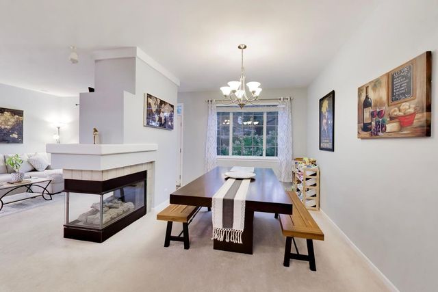 30603 Mccormick Lane 30603, Warrenville, IL 60555