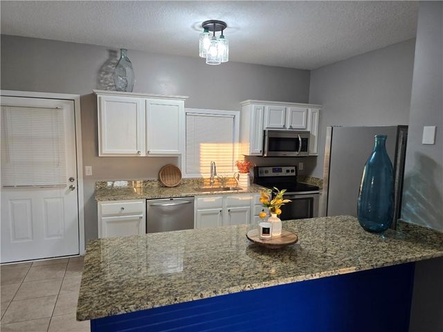 31 Corinth Road, Cartersville, GA 30121