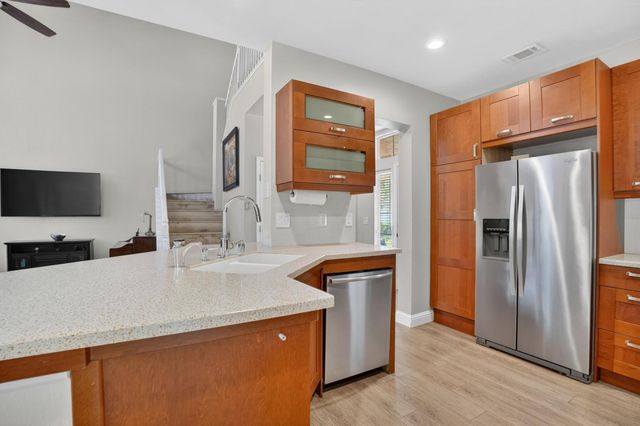 756 Rodmartin Ct, Folsom, CA 95630