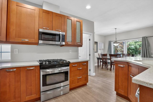 756 Rodmartin Ct, Folsom, CA 95630