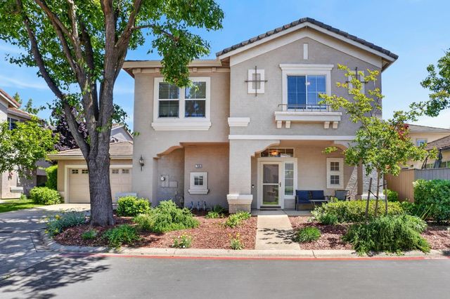 756 Rodmartin Ct, Folsom, CA 95630