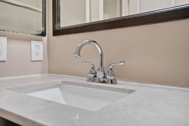 756 Rodmartin Ct, Folsom, CA 95630