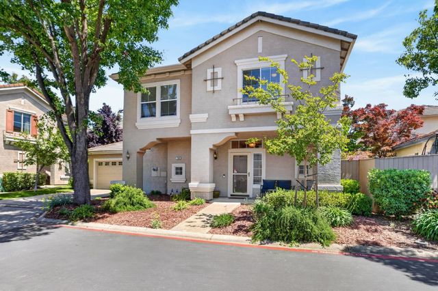 756 Rodmartin Ct, Folsom, CA 95630