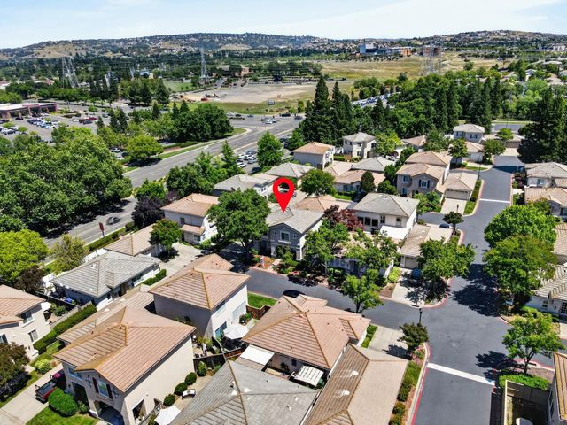 756 Rodmartin Ct, Folsom, CA 95630