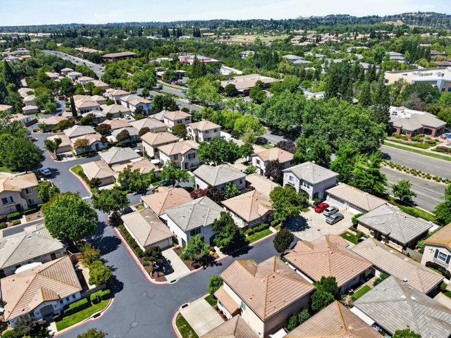 756 Rodmartin Ct, Folsom, CA 95630