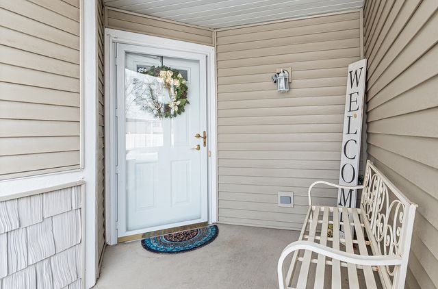 2525 Park Ridge Court 2525, Crest Hill, IL 60403