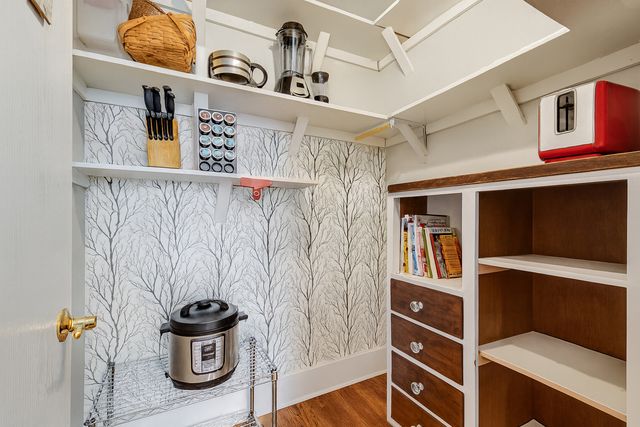 2525 Park Ridge Court 2525, Crest Hill, IL 60403