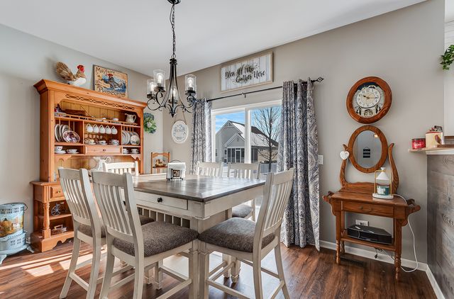 2525 Park Ridge Court 2525, Crest Hill, IL 60403