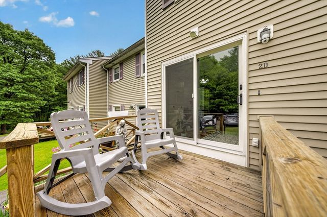 2 Bryant St D, Freetown, MA 02702