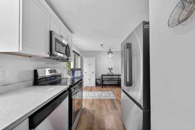 2 Bryant St D, Freetown, MA 02702