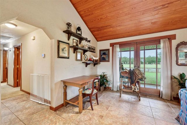 25202 Highway 105, Sour Lake, TX 77659