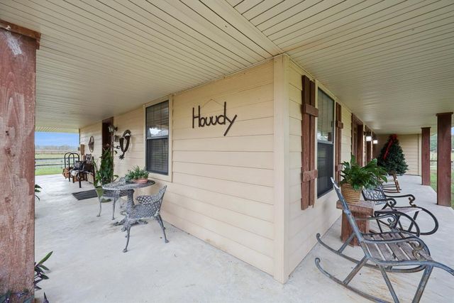 25202 Highway 105, Sour Lake, TX 77659