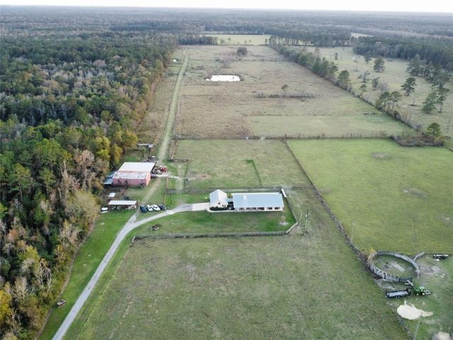 25202 Highway 105, Sour Lake, TX 77659