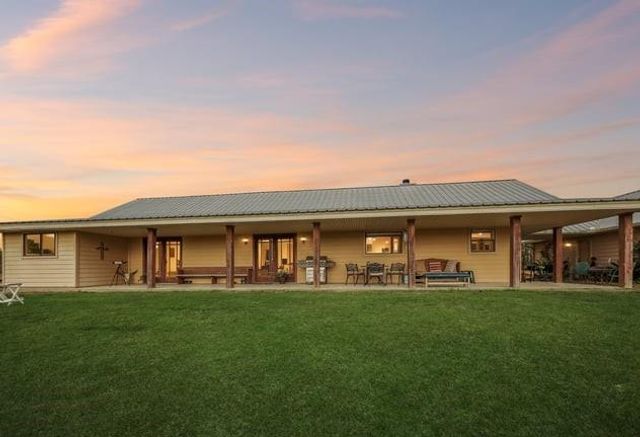 25202 Highway 105, Sour Lake, TX 77659