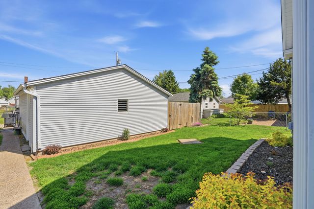 1541 40th Street, Rock Island, IL 61201