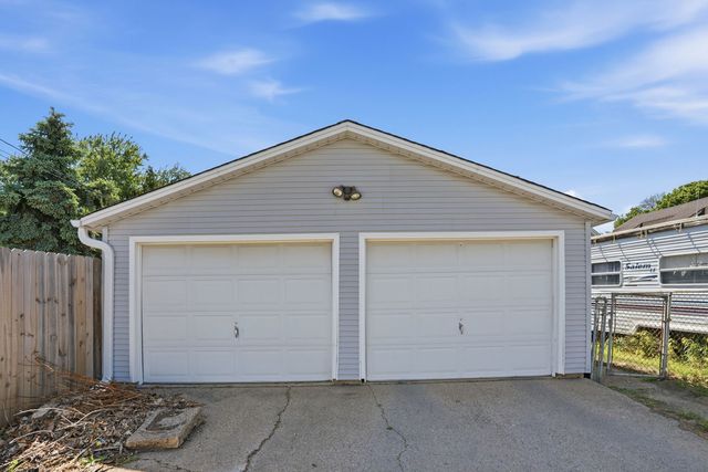1541 40th Street, Rock Island, IL 61201