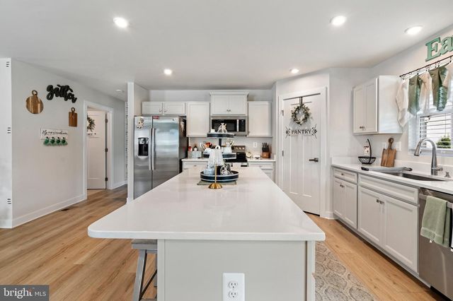 218 WYOMING WAY, Hedgesville, WV 25427
