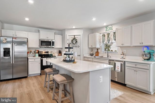 218 WYOMING WAY, Hedgesville, WV 25427