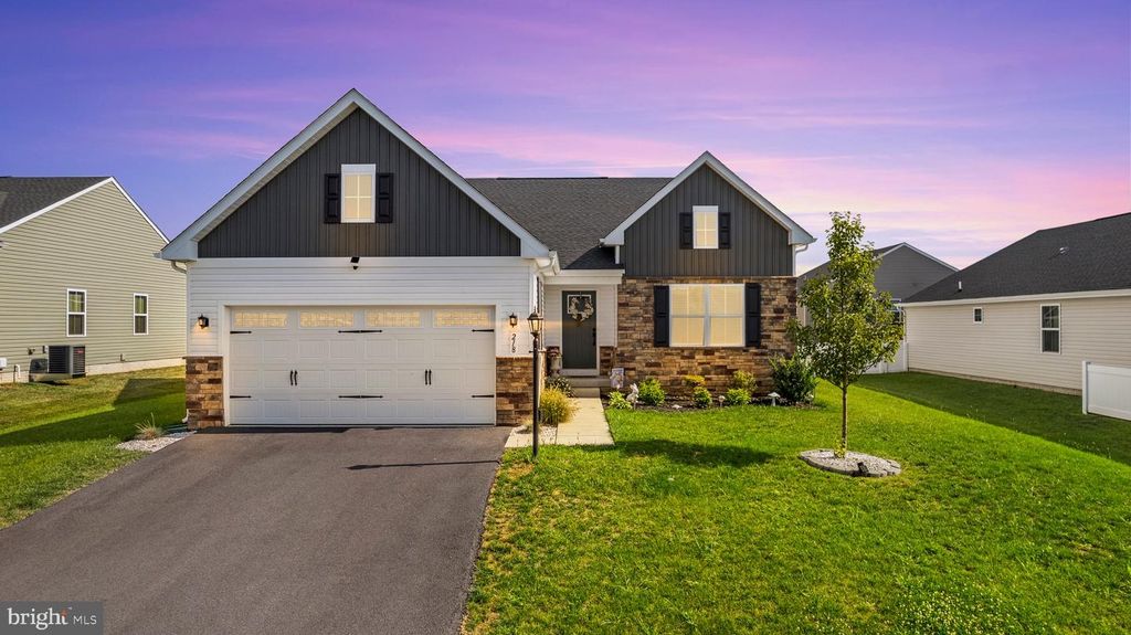 218 WYOMING WAY, Hedgesville, WV 25427