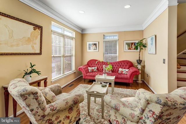 114 MOUNT HIGH ST, Occoquan, VA 22125