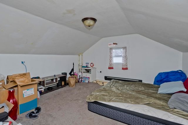 15 Florida St, Springfield, MA 01109