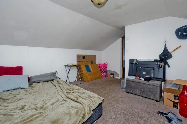 15 Florida St, Springfield, MA 01109