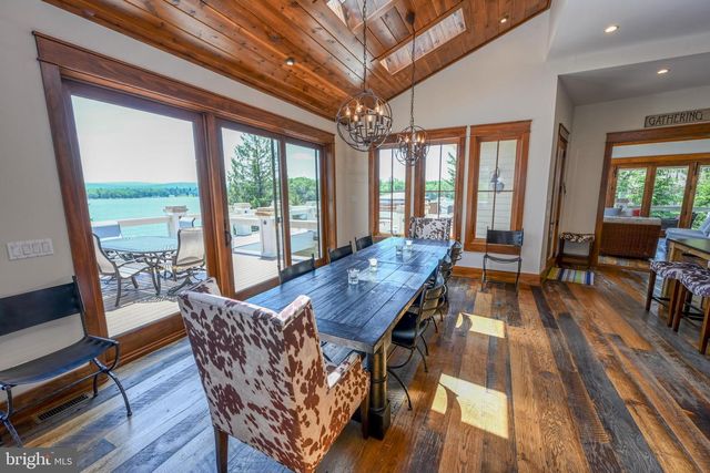 47 HOLY CROSS, Oakland, MD 21550