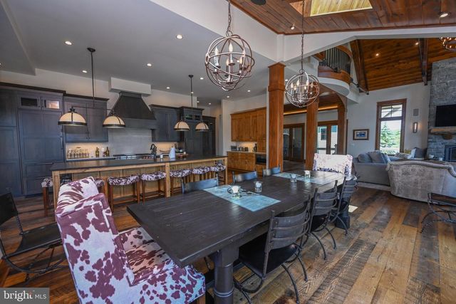 47 HOLY CROSS, Oakland, MD 21550