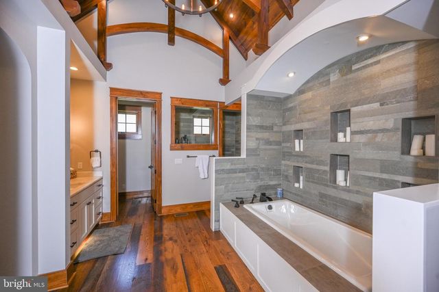 47 HOLY CROSS, Oakland, MD 21550