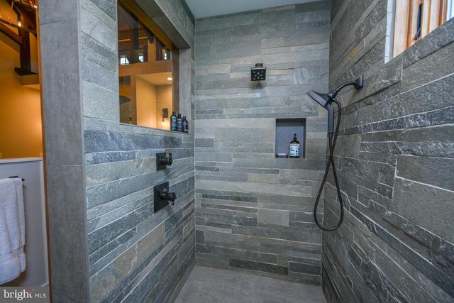 47 HOLY CROSS, Oakland, MD 21550