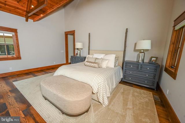 47 HOLY CROSS, Oakland, MD 21550