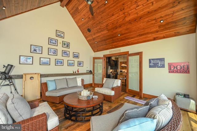 47 HOLY CROSS, Oakland, MD 21550