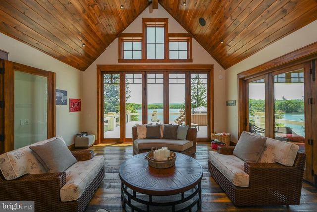 47 HOLY CROSS, Oakland, MD 21550