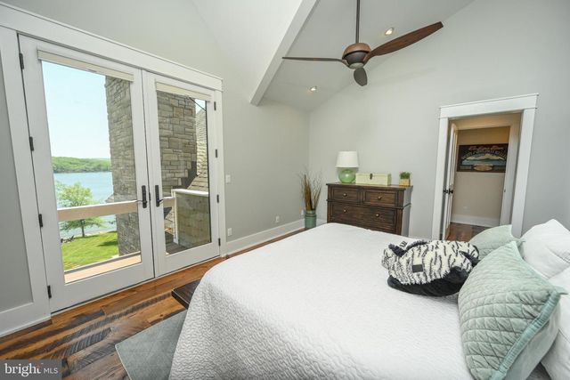 47 HOLY CROSS, Oakland, MD 21550