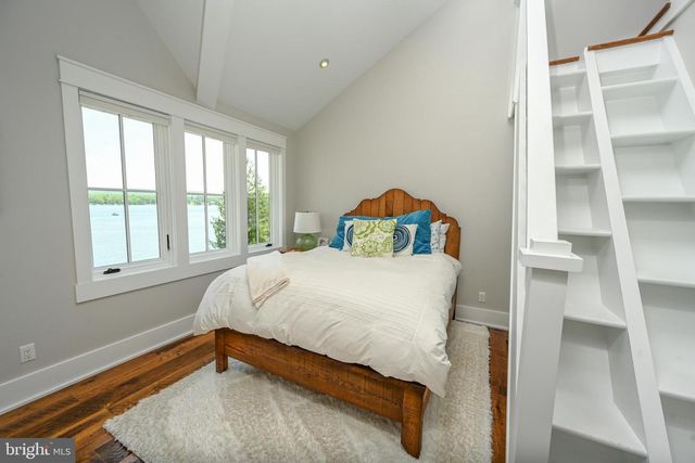 47 HOLY CROSS, Oakland, MD 21550