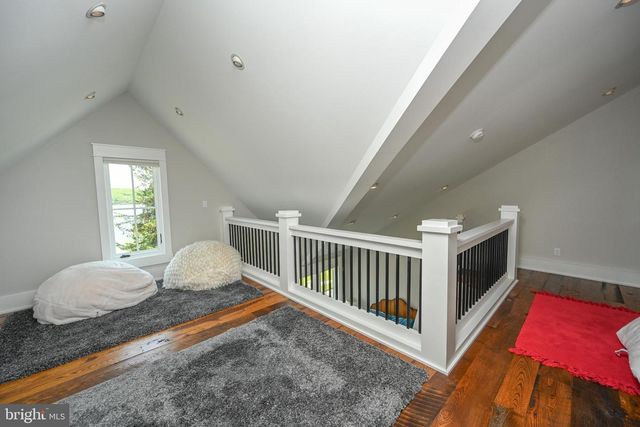 47 HOLY CROSS, Oakland, MD 21550