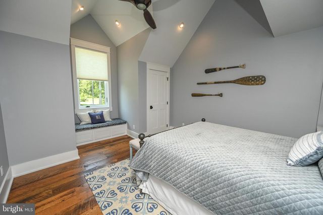 47 HOLY CROSS, Oakland, MD 21550