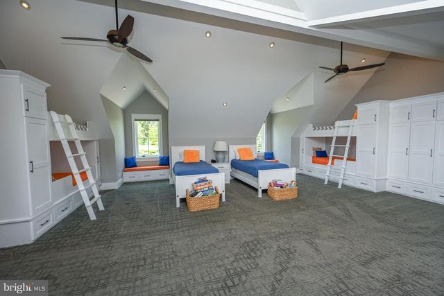 47 HOLY CROSS, Oakland, MD 21550