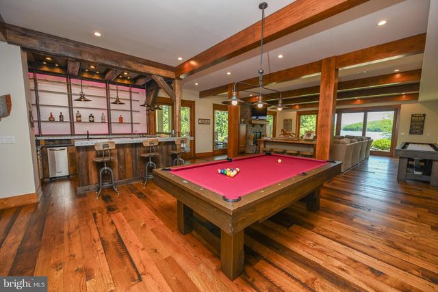 47 HOLY CROSS, Oakland, MD 21550